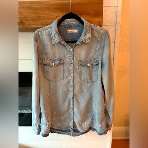 Distressed Chambray Button Down Shirt 100% Tencel Size L BLANKNYC